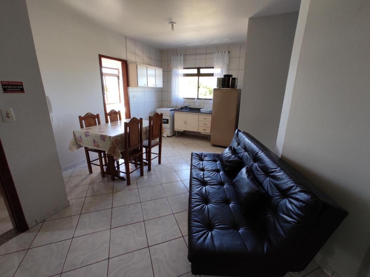 Residencial Medeiros Apartment Guarda do Embau Bagian luar foto